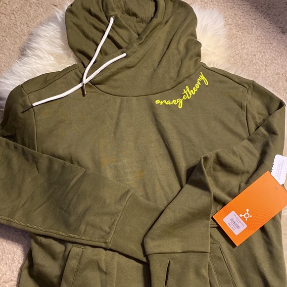 🆕With Tags ORANGETHEORY Army Green Sweatshirt, Size Medium - Picture 4 of 8